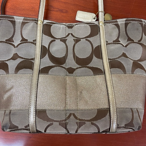 Coach Purse❤️❤️ - Picture 5 of 9